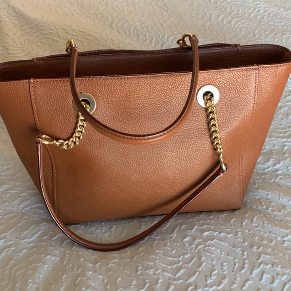 💥💥SOLD💥💥Coach Shoulder Bag - Picture 2 of 3